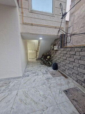Balcony in 3 BHK Builder Floor at Sector 43 – for Sale