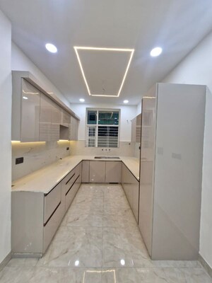 Kitchen in 3 BHK Builder Floor at Sector 43 – for Sale
