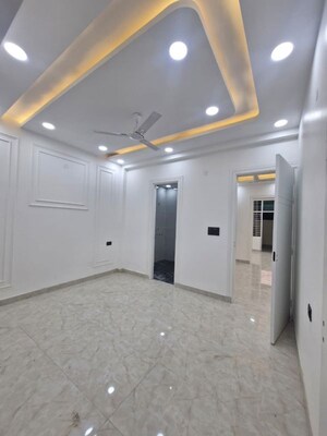 Tv Room in 3 BHK Builder Floor at Sector 43 – for Sale