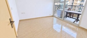 Room in 4 BHK Apartment at Gaur Atulyam, Omicron I Greater Noida – for Rent