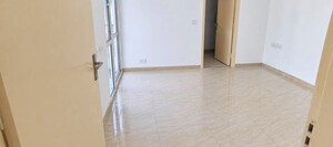 Room in 4 BHK Apartment at Gaur Atulyam, Omicron I Greater Noida – for Rent