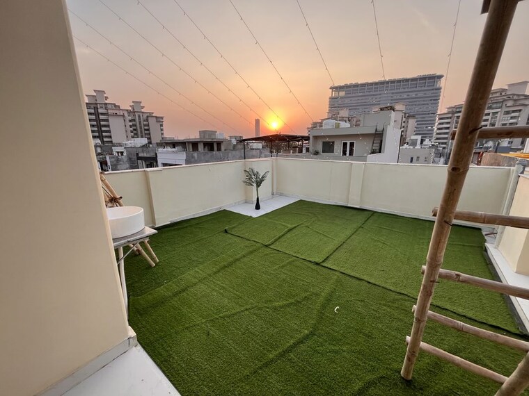 Team Area, ansal-sushant-lok-i 1 Bedroom 985 Sq.Ft. Penthouse In Sector 43 Gurgaon 10794784