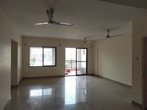Room in 2 BHK Apartment at BU Bhandari Acolade, Kharadi – for Rent