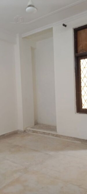 1 BHK Builder Floor For Rent in Neb Sarai