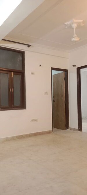 Room in 1 BHK Builder Floor at Neb Sarai – for Rent