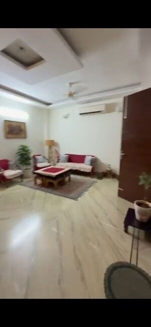 Bedroom in 3 BHK Builder Floor at Sector 43 – for Sale