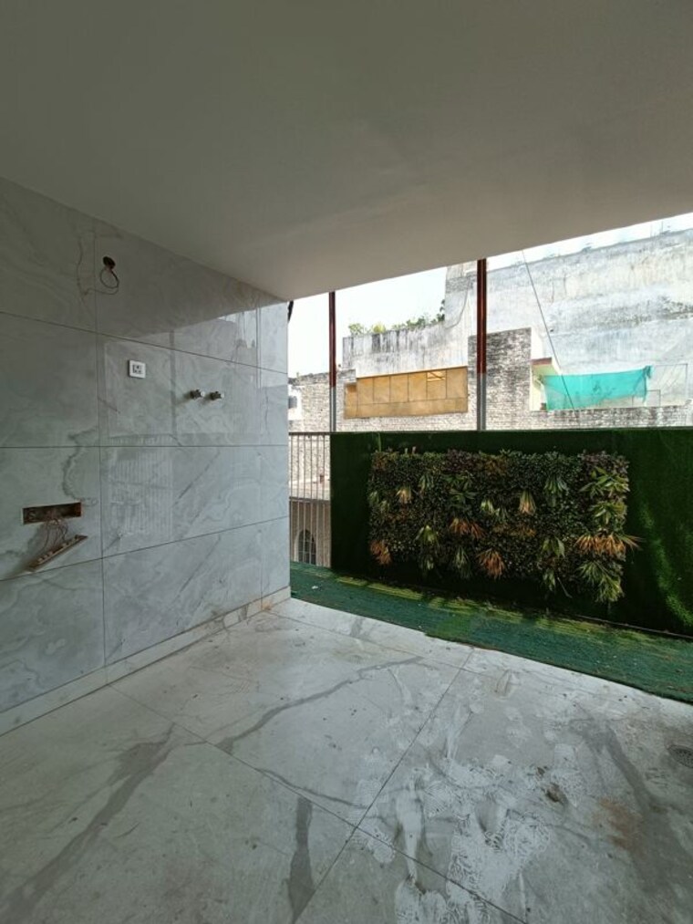 Team Area, pitampura 3 Bedroom 265 Sq.Yd. Builder Floor In Pitampura Delhi 10757769