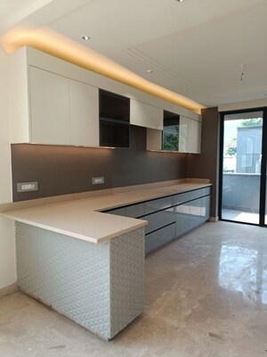 Kitchen in 3 BHK Builder Floor at Pitampura – for Sale