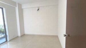 Room in 3 BHK Apartment at Sare Home, Sector 92 – for Sale