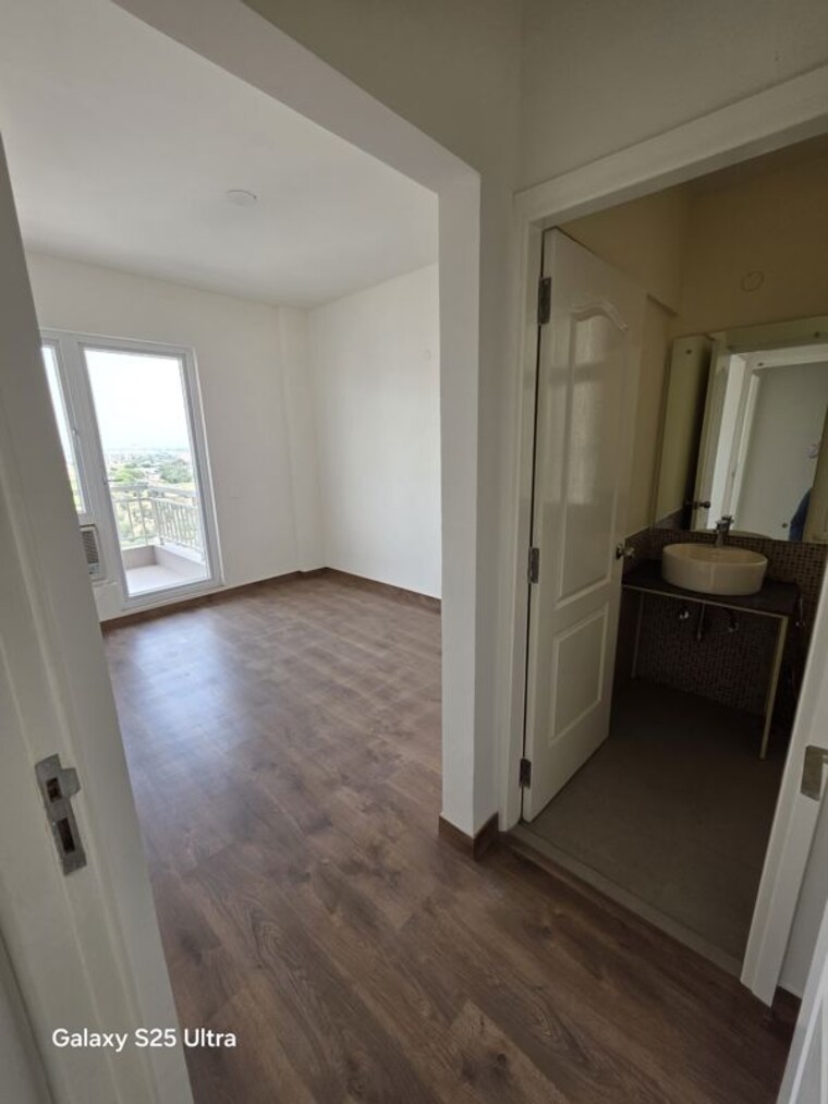 Kitchen, silverglades-the-melia 3 Bedroom 1845 Sq.Ft. Apartment In Sohna Sector 35 Gurgaon 10794962