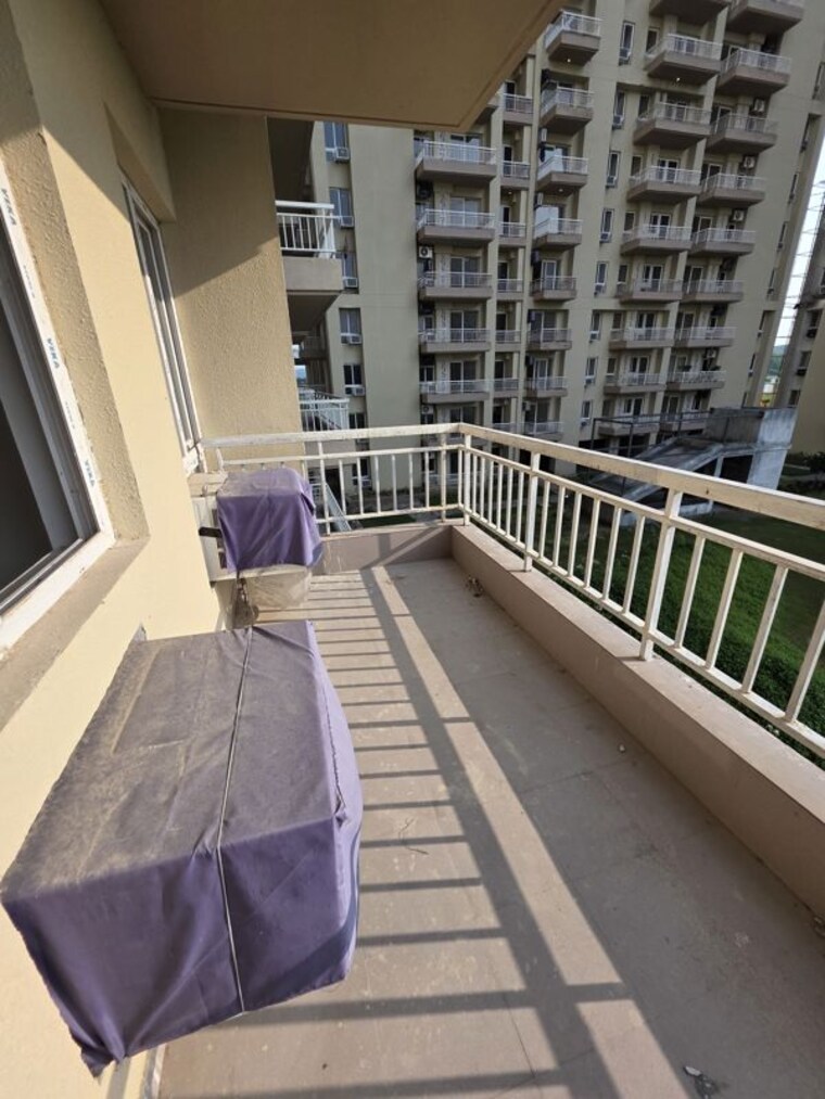 Balcony, silverglades-the-melia 3 Bedroom 1845 Sq.Ft. Apartment In Sohna Sector 35 Gurgaon 10794962