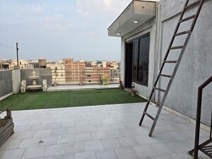 1 BHK Builder Floor For Rent in Chattarpur