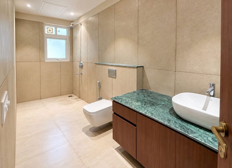 Kitchen, jaypee-greens-kingswood-oriental 4 Bedroom 4700 Sq.Ft. Apartment In Sector 128 Noida 10795000