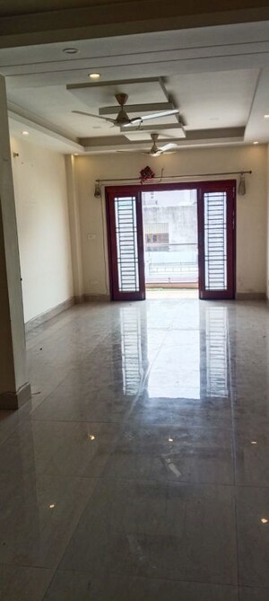 3 BHK Builder Floor For Rent in Vijay Colony