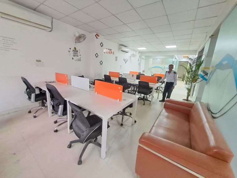 Team Area, sector 63 Commercial Office Space 1600 Sq.Ft. In Sector 63 Noida 10795035