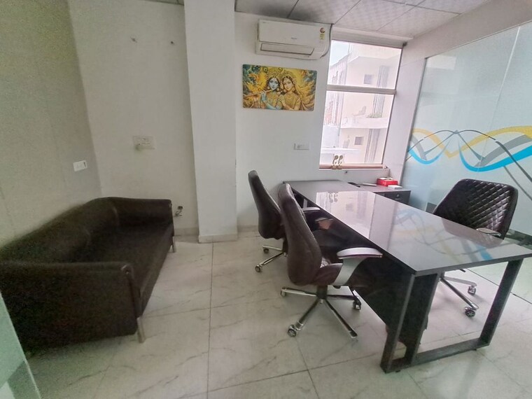 Team Area, sector 63 Commercial Office Space 1600 Sq.Ft. In Sector 63 Noida 10795035