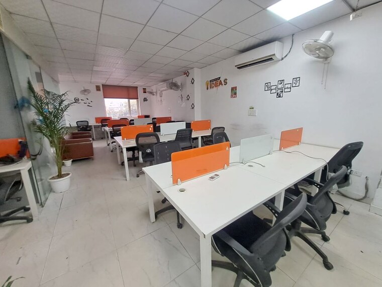 Team Area, sector 63 Commercial Office Space 1600 Sq.Ft. In Sector 63 Noida 10795035