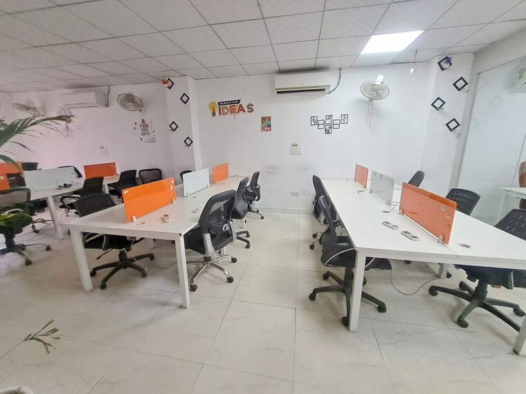 Team Area, sector 63 Commercial Office Space 1600 Sq.Ft. In Sector 63 Noida 10795035