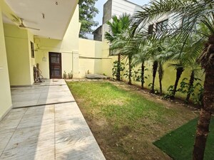 3.5 BHK Independent House – Exterior View View at Sector 14 - for Rent