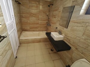 Bathroom in 3.5 BHK Independent House at Sector 14 – for Rent
