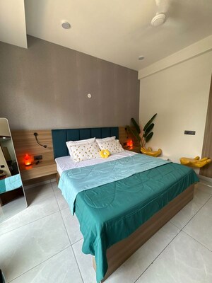 Bedroom in 1 BHK Builder Floor at Sector 38 – for Rent