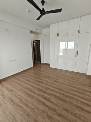 Room in 2 BHK Apartment at Tulip Yellow, Sector 69 – for Rent