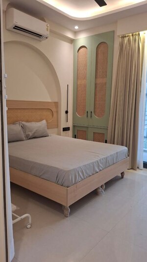 Bedroom in 1 BHK Builder Floor at Sector 42 – for Rent