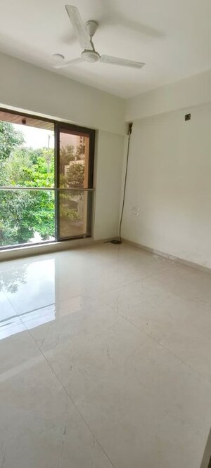 Bedroom in 2 BHK Apartment at Sindhi Society, Chembur – for Rent