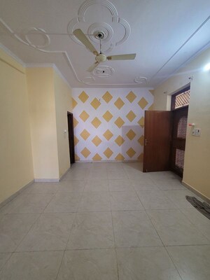 Hall in 4 BHK Apartment at Dilshad Colony – for Sale