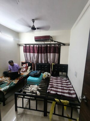 Room in  Pg at Bhoomi Midas, Kurla – for Rent