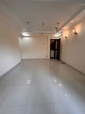 1 BHK Apartment For Rent in Radha Apartment Vile Parle, Vile Parle West
