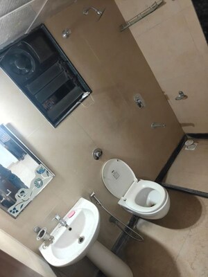 Furnished Amenities in 2 BHK Apartment at Alcon Renaissant, Kharadi – for Rent