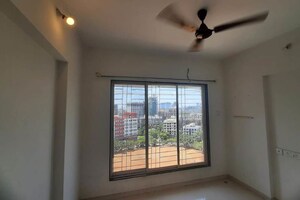 2 BHK Apartment For Rent in Hirani Swanand Oasis, Kurla