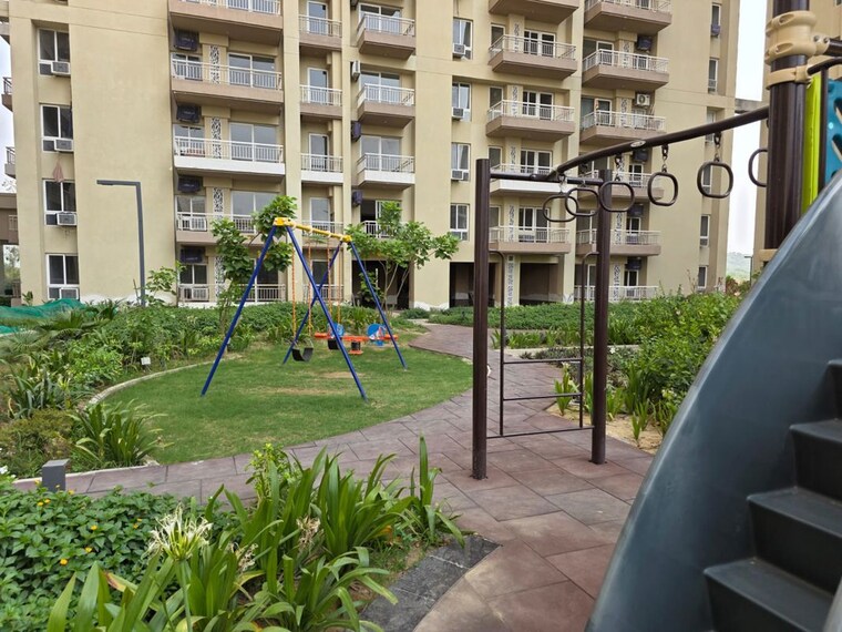 Balcony, silverglades-the-melia 3 Bedroom 1845 Sq.Ft. Apartment In Sohna Sector 35 Gurgaon 10795423