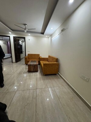 3 BHK Builder Floor For Rent in Sector 52