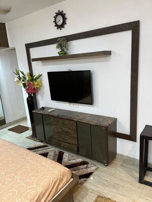 Bedroom in 3 BHK Apartment at Rohit Apartments, Andheri West – for Rent