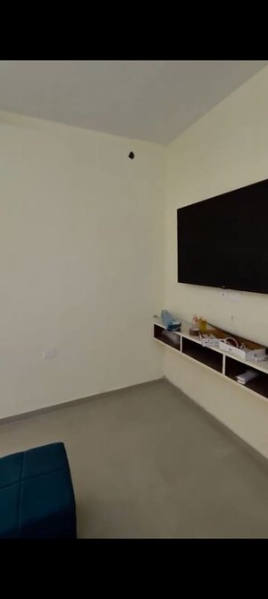 Furnished Amenities in 3 BHK Apartment at Pyramid Infinity, Sector 70 – for Rent