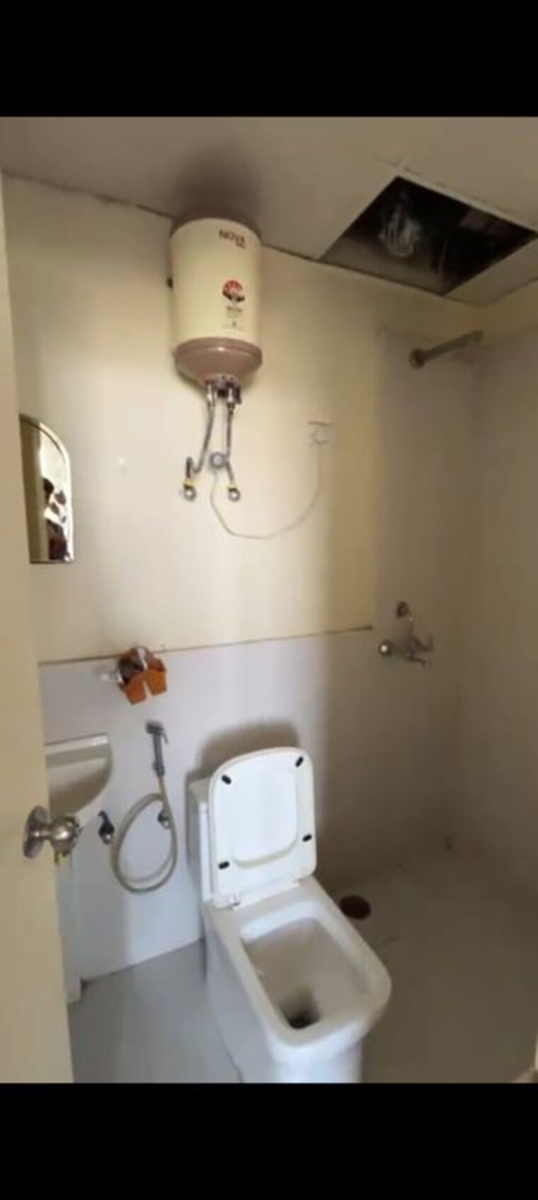 Bathroom, pyramid-urban-homes 2 Bedroom 625 Sq.Ft. Apartment In Sector 70a Gurgaon 10795586