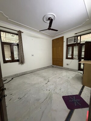Bedroom in 3 BHK Independent House at Rwa Jalvayu Vihar Noida, Sector 25 – for Rent