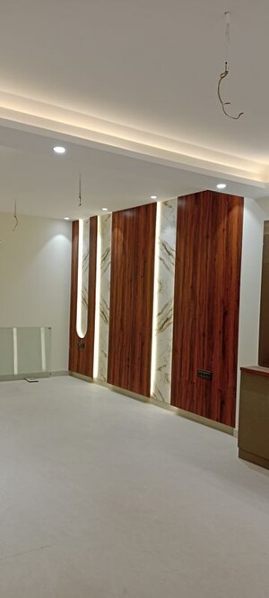 Bedroom in 3 BHK Builder Floor at TDI The Retreat, Sector 89 – for Sale