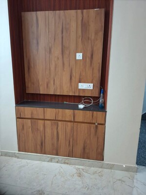Room in 4 BHK Builder Floor at Sector 38 – for Rent