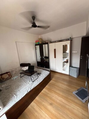 Bedroom in 2 BHK Apartment at Chembur – for Rent