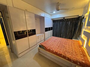 Bedroom in 3 BHK Apartment at Chembur – for Rent