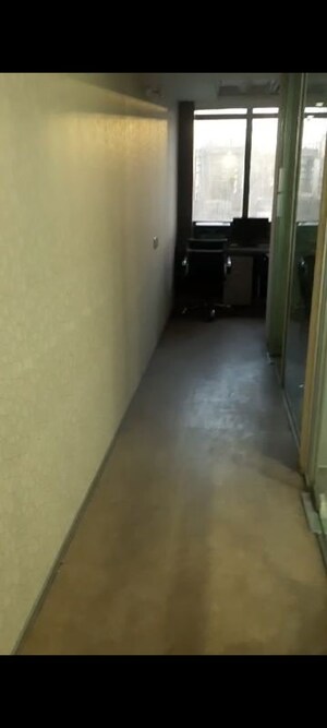 Room in  Office Space at Netaji Subhash Place – for Rent