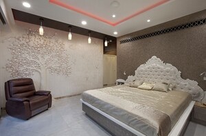 Bedroom in 6 BHK Independent House at Kandivali West – for Sale