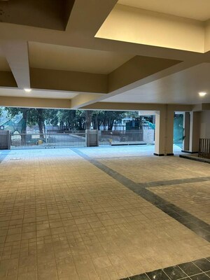 Parking in 4 BHK Builder Floor at Dlf Phase I – for Sale