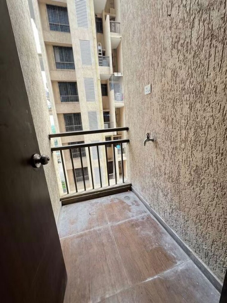 Nearby, goel-ganga-florentina 2 Bedroom 667 Sq.Ft. Apartment In Nibm Annexe Pune 10795789