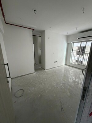 Bedroom in 1 BHK Apartment at Enso Sanza, Kandivali East – for Rent