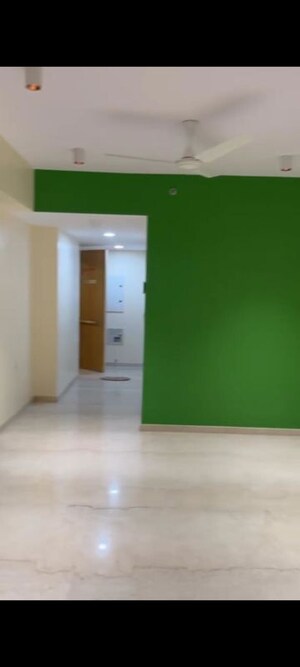 Room in 2 BHK Apartment at Lodha New Cuffe Parade, Wadala – for Rent