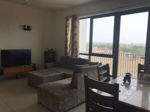 Living Room in 3 BHK Apartment at DLF Ridgewood Estate, Dlf Phase iv – for Sale